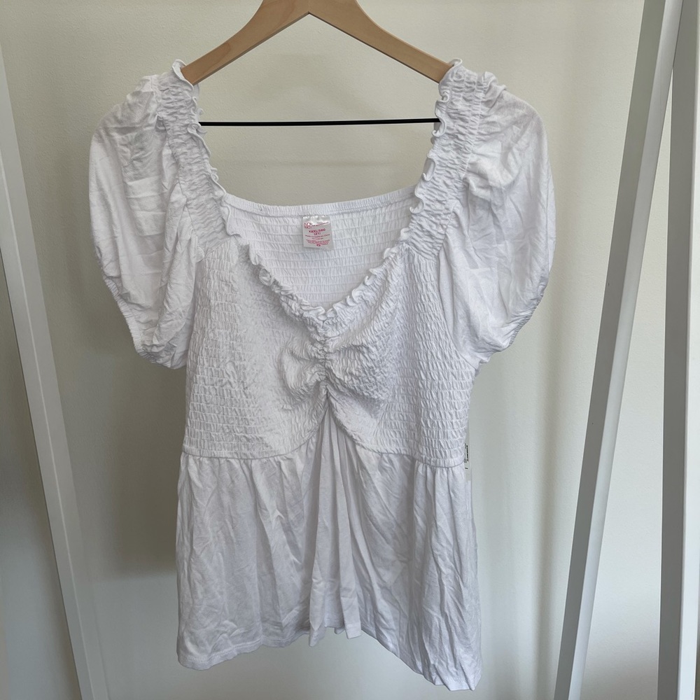 No boundaries white smock top